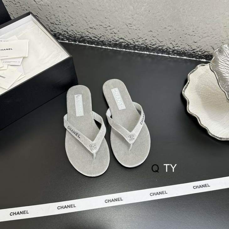 Picture of Chanel Slippers _SKUChanelsz35-40TY04193128
